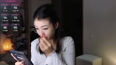 Snapshot of love_peace_here chatting on October 2025 01:30:01 AM hi its me online show from October 2025 01:30:01 AM