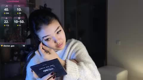 Snapshot of love_peace_here chatting on November 2025 03:28:02 AM hi its me online show from November 2025 03:28:02 AM