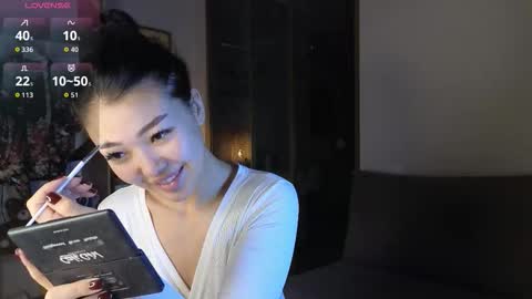 Snapshot of love_peace_here chatting on November 2025 02:11:02 AM hi its me online show from November 2025 02:11:02 AM