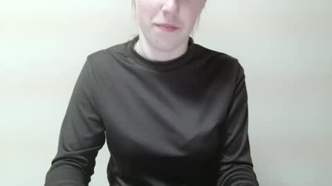 Vivian online show from March 2026 06:24:01 PM