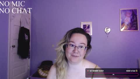 love_you_julia online show from November 2025 08:19:02 PM