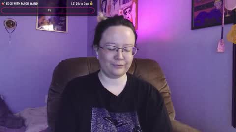 love_you_julia online show from November 2025 10:07:02 PM