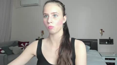 Elisabette online show from June 2026 02:39:01 PM