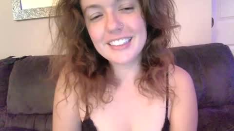 Connie Rae online show from September 2025 03:19:01 AM