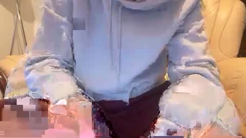 lovecoquin online show from April 2026 03:48:01 AM