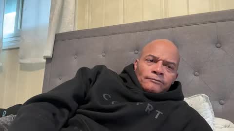 loved19 online show from October 2025 09:14:02 PM