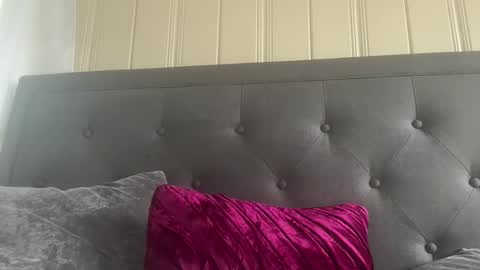 loved19 online show from March 2026 06:47:01 PM