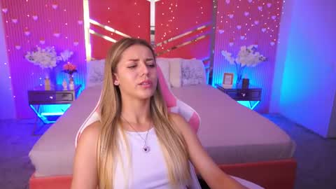 loveedove online show from June 2026 12:08:01 PM