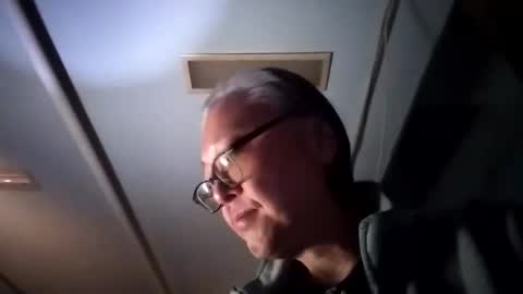 Snapshot of lovefromal chatting on March 2026 04:14:01 AM lovefromal online show from March 2026 04:14:01 AM