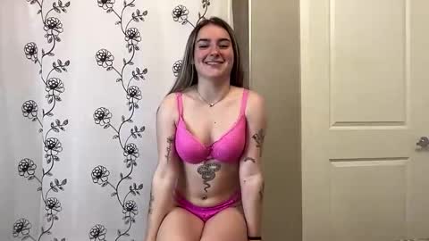 Olivia Rose online show from February 2026 03:03:01 AM