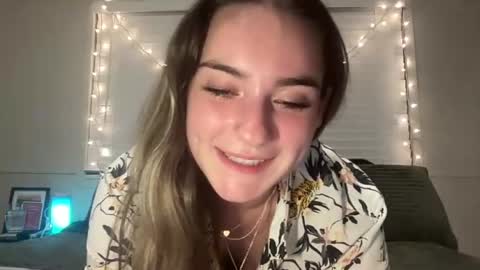 Olivia Rose online show from July 2026 03:23:02 AM