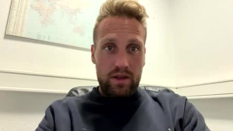 Snapshot of lovefuesse chatting on October 2025 11:30:01 AM lovefuesse online show from October 2025 11:30:01 AM