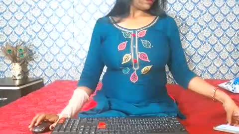 Divya online show from October 2025 03:56:02 PM