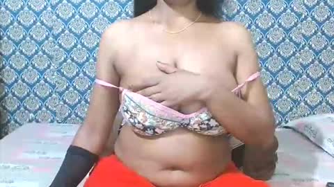 Divya online show from May 2026 12:22:02 PM