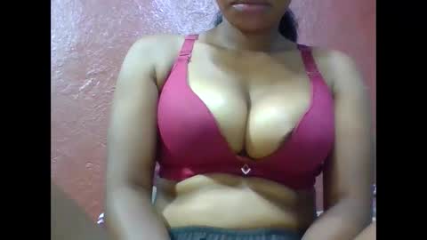 loveinlife750427 online show from February 2026 03:40:01 AM