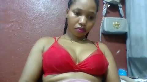 loveinlife750427 online show from May 2026 02:43:01 PM