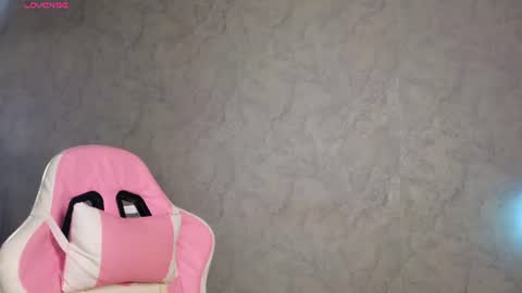 Molly online show from June 2026 06:36:01 PM