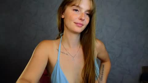 Molly online show from July 2026 06:32:01 PM