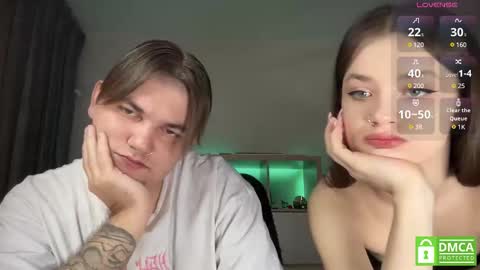 Snapshot of lovelly_mooncouple chatting on February 2025 09:04:02 AM Mileena and Oliver online show from February 2025 09:04:02 AM