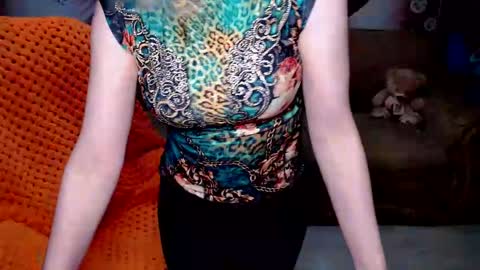 Snapshot of lovellymalina chatting on December 2024 03:22:02 PM private open online show from December 2024 03:22:02 PM