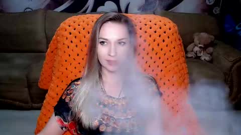 Snapshot of lovellymalina chatting on December 2024 04:30:01 PM private open online show from December 2024 04:30:01 PM