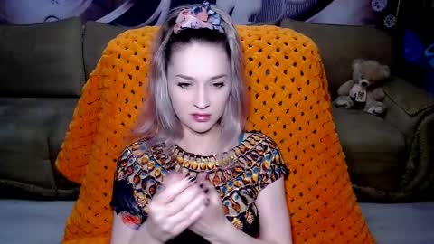 Snapshot of lovellymalina chatting on December 2024 02:30:01 PM private open online show from December 2024 02:30:01 PM