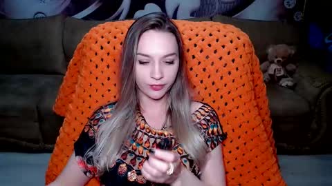 Snapshot of lovellymalina chatting on January 2025 05:16:01 PM private open online show from January 2025 05:16:01 PM