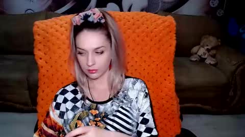 Snapshot of lovellymalina chatting on March 2025 05:47:01 PM private open online show from March 2025 05:47:01 PM