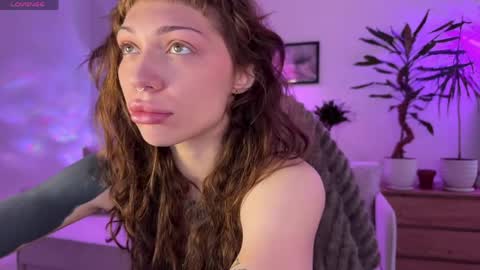 Snapshot of lovelorn_ chatting on April 2026 05:59:01 AM Elsa online show from April 2026 05:59:01 AM