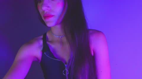 Snapshot of lovely_akira_xwx chatting on December 2024 04:04:02 AM Tami online show from December 2024 04:04:02 AM