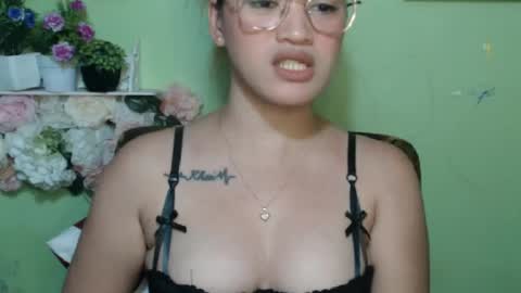 hearty2 Hey guys  Im Jess  online show from March 2026 03:54:01 AM