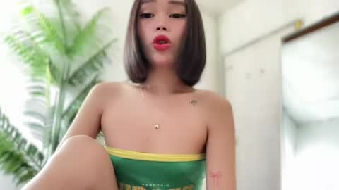 lovely_cittie18 online show from June 2026 04:02:02 AM