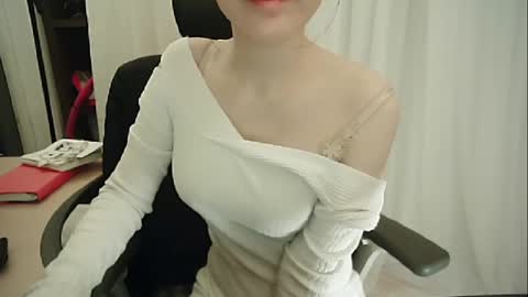 Snapshot of lovely_dana chatting on March 2025 03:38:02 PM DANA KIM online show from March 2025 03:38:02 PM