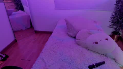 Emma online show from May 2026 01:54:02 PM