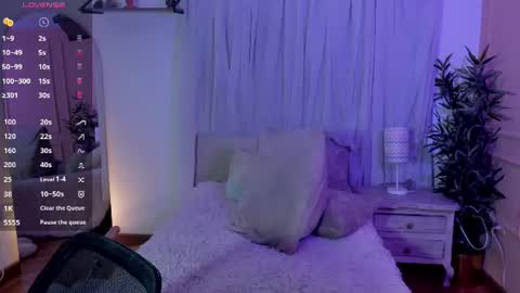 Emma online show from June 2026 01:11:01 PM