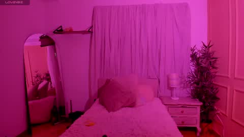 Emma online show from July 2026 01:47:01 PM