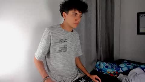 Salo online show from April 2026 09:50:02 PM