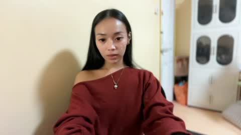 lovely_leah23 online show from July 2026 05:56:02 PM