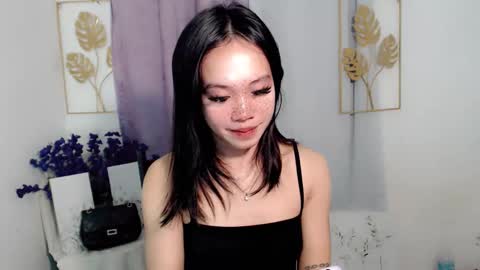 lovely_lianne online show from April 2026 08:00:02 PM