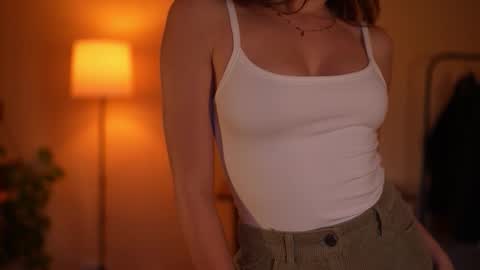 Snapshot of lovely_nat chatting on February 2026 04:43:02 PM Natasha - IG online show from February 2026 04:43:02 PM