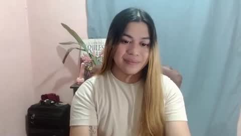 Snapshot of lovely_ricaxxx chatting on October 2025 05:27:01 AM lovely_ricaxxx online show from October 2025 05:27:01 AM