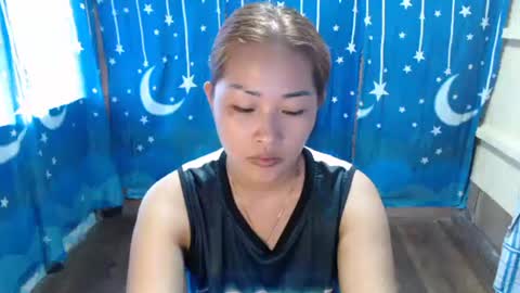 Snapshot of lovely_singlemom chatting on December 2025 11:57:02 PM ask me dear online show from December 2025 11:57:02 PM