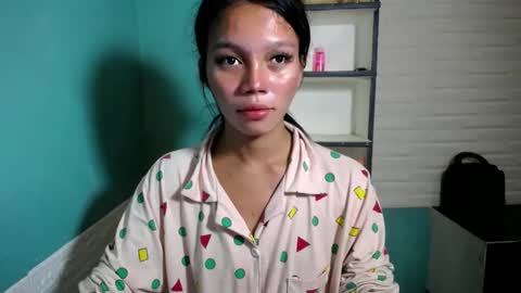 Snapshot of lovely_thea_xoxo chatting on January 2026 01:48:02 PM Thea online show from January 2026 01:48:02 PM