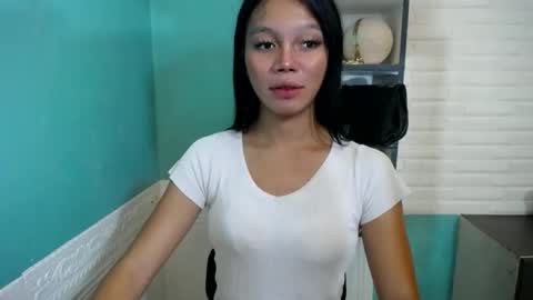 Snapshot of lovely_thea_xoxo chatting on February 2026 12:09:02 PM Thea online show from February 2026 12:09:02 PM