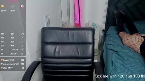 Snapshot of lovelyaria_ chatting on October 2025 07:56:02 PM Aria3 online show from October 2025 07:56:02 PM