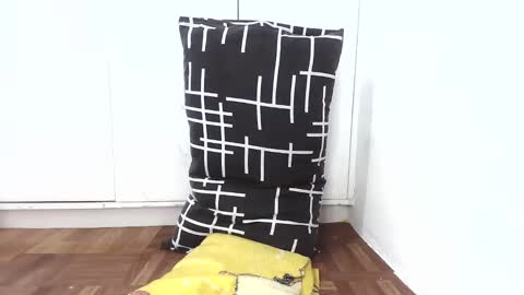 lovelyasian_babe online show from February 2025 02:39:02 AM