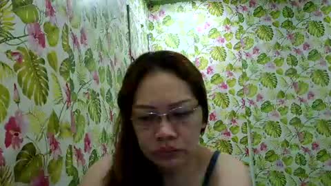 lovelyasiancutie online show from June 2026 07:25:02 PM