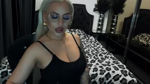 PrAllinXXXa online show from May 2026 10:17:01 PM