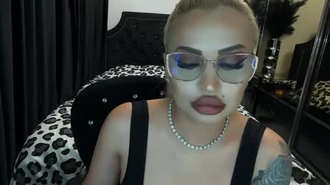 PrAllinXXXa online show from May 2026 10:37:01 PM