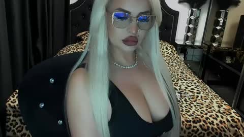 PrAllinXXXa online show from June 2026 01:18:01 AM